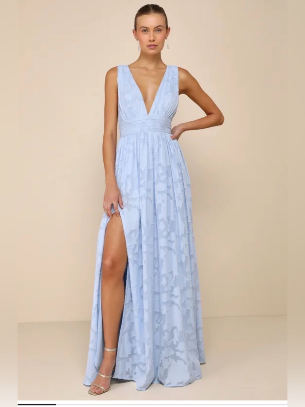 NWT Lulu's SWEET SOPHISTICATION Light Blue V-Neck Floral Maxi with Slit Small